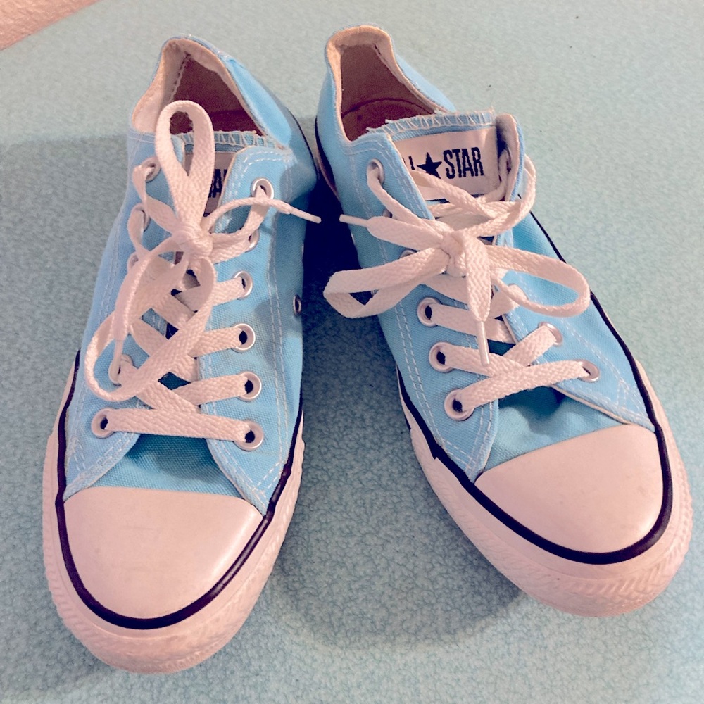 Women’s shoes